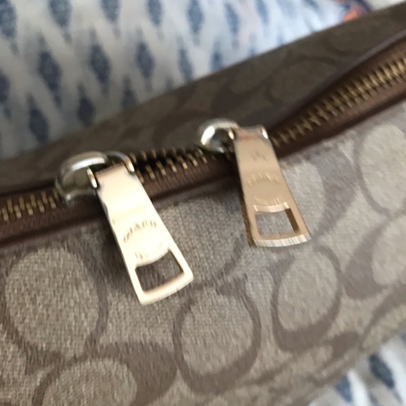 Coach Handbag - Picture 5 of 12